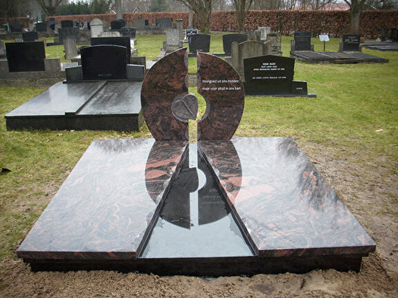 Dubbel graf uniek hart ontwerp