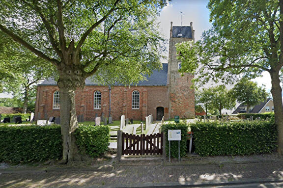 Kerkhof Sint-Benedictuskerk Damwoude (Damwâld)