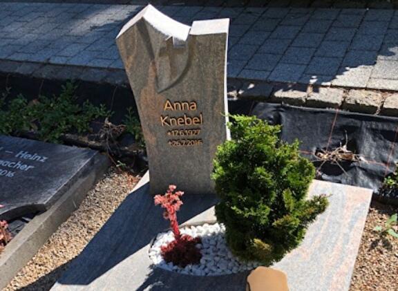 Urnmonument 52