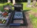 Grafsteen met glazen hart
